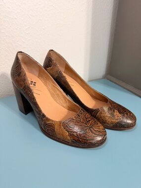 Patricia Nash Brown Floral Embossed Leather Block Heels